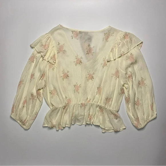 NEW BCBGeneration Medium Floral Ruffle Crossover Blouse - Picture 2 of 7